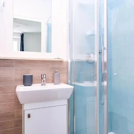 Lia Cinque Terre Wave ラ・スペツィア