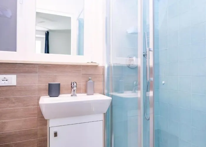 Lia Cinque Terre Wave La Spezia